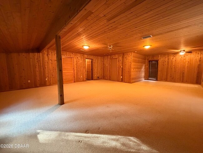 Building Photo - 711 Freda Ln