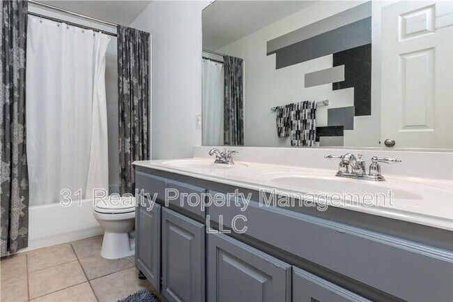 Building Photo - 5324 Oakley Rd