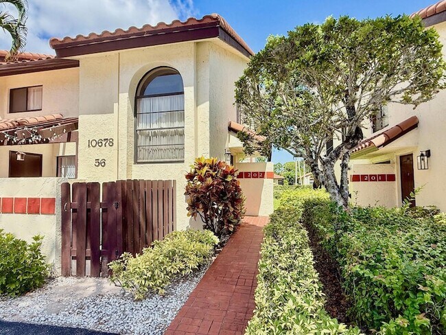 Building Photo - 10678 Ocean Palm Way