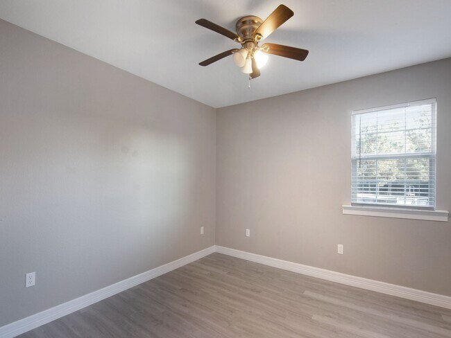 Building Photo - 51 Rd 5117