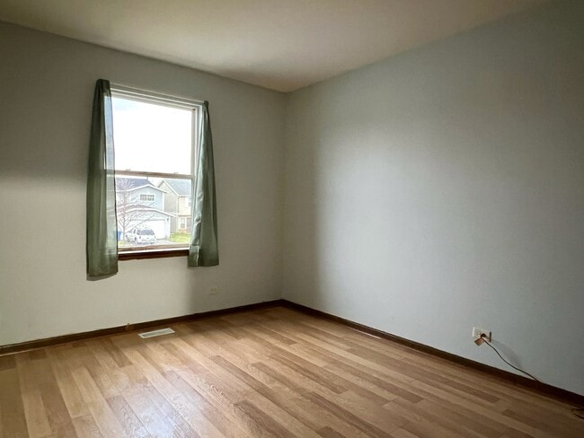 Building Photo - 2611 E Martha Pl