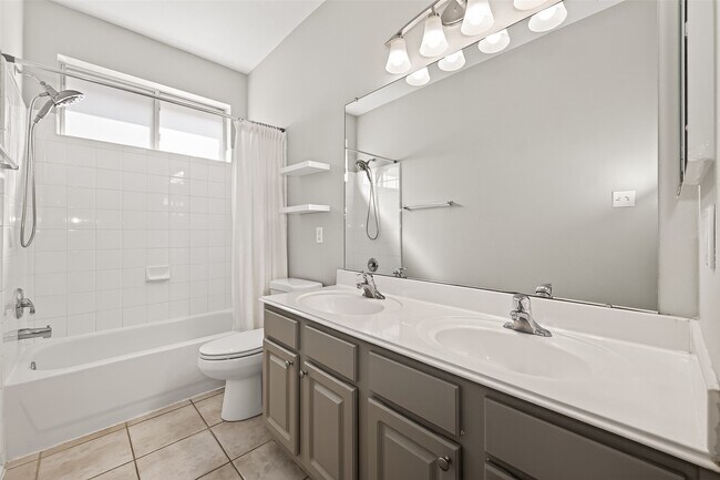 Building Photo - 15318 Bent Twig Way