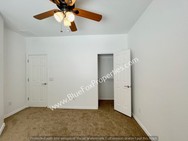 Building Photo - 1112 W Montelupo Dr