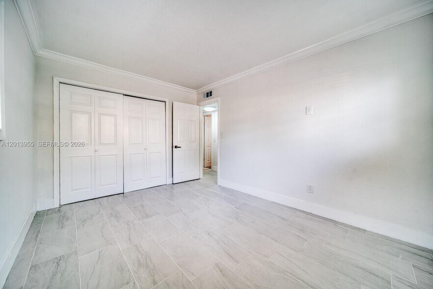 Building Photo - 7101 SW 89th Ct