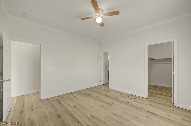 Building Photo - 139 Bloomsbury Ave