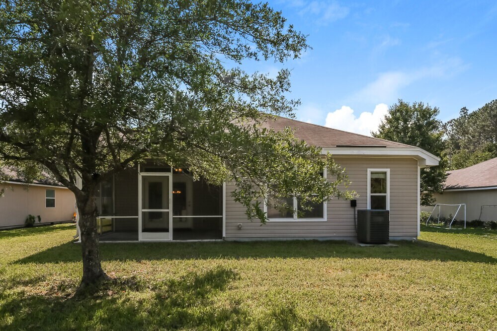 Building Photo - 11505 Oaklawn Rd