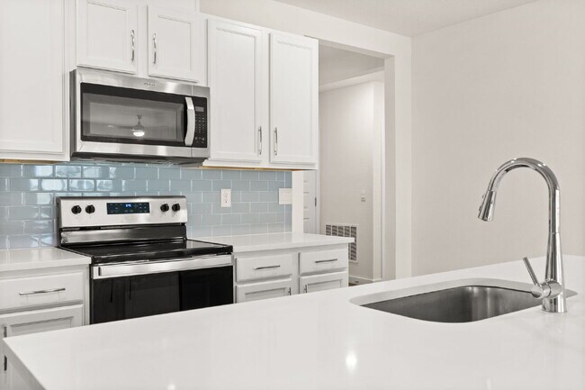Building Photo - 5154 Tana Ter