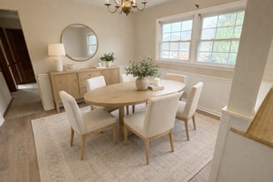 Building Photo - 1315 Book Ave