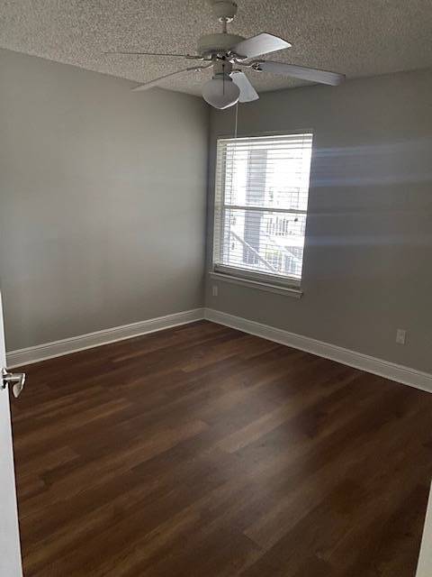 Building Photo - 2553 Grassy Point Dr