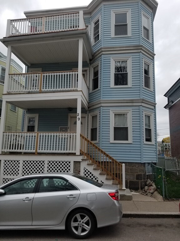 Building Photo - 29 W Tremlett St