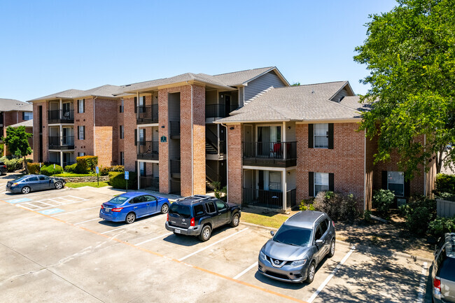 Building Photo - Valley Ridge