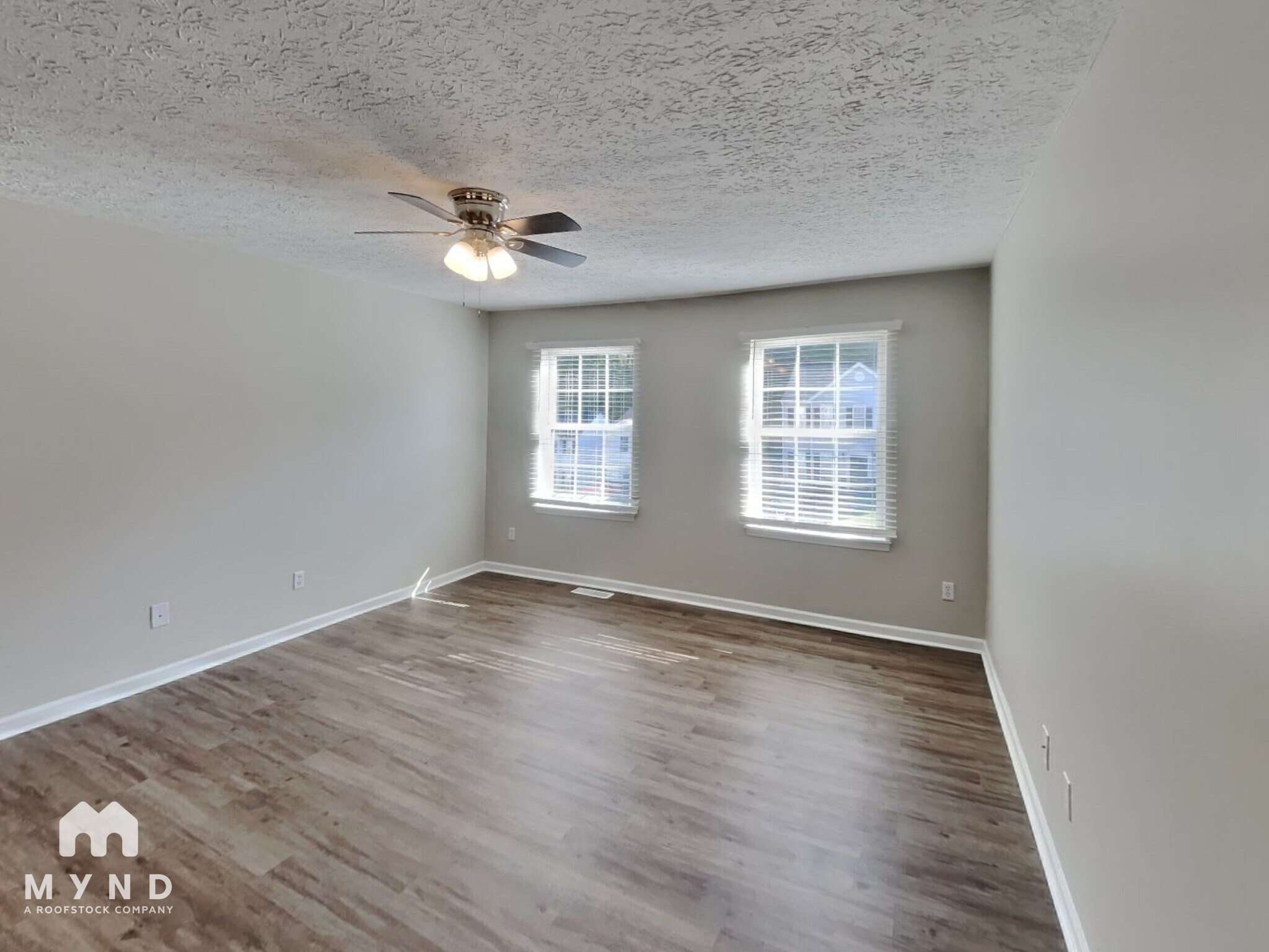 Building Photo - 1106 Lady Banks Dr