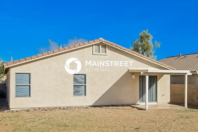 Building Photo - 3 Bedroom Pet-Friendly Home in Tucson, AZ with Main Street Renewal