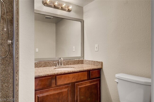 Building Photo - 5240 Indian River Dr