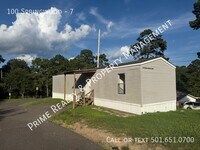 Building Photo - 100 Springwood-7