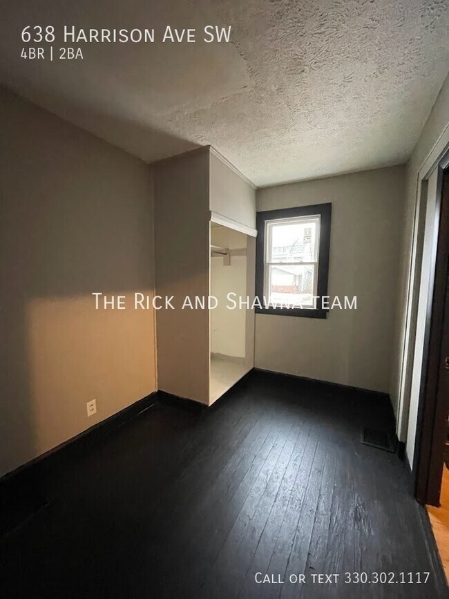 Building Photo - Four bedroom two full bathroom home for rent