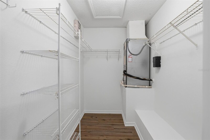 Building Photo - 131 2nd Ave E