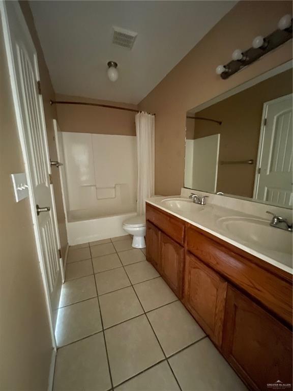 Building Photo - 12 South Dr