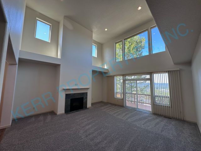 Building Photo - Spacious 5-Bedroom Retreat with 3407 Sq Ft...