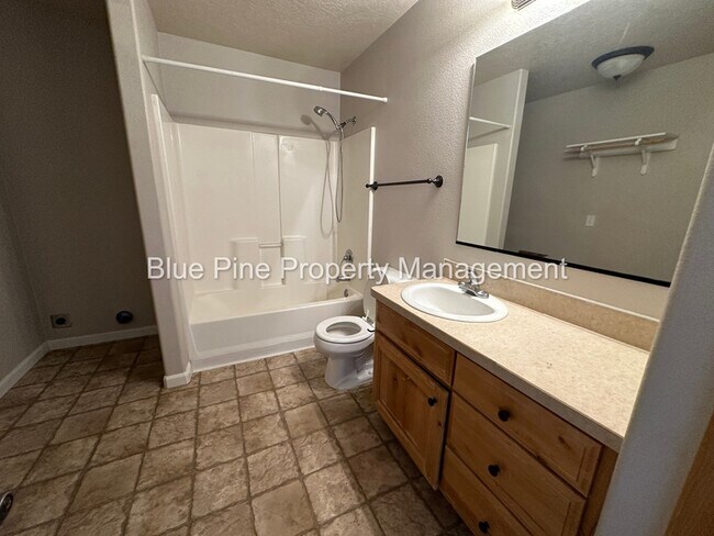 Building Photo - 149 Clubhouse Cir