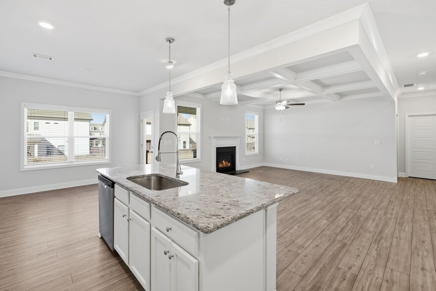 Building Photo - 1752 Dover Creek Ln