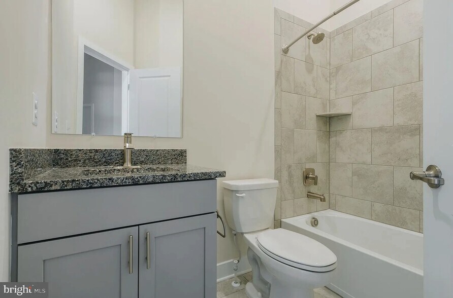 Building Photo - 7705 Meander Ct N