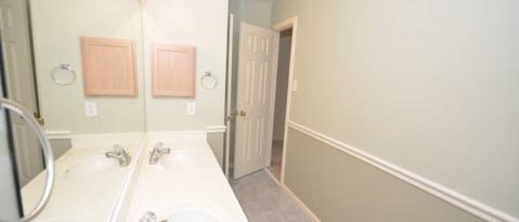 Building Photo - 119 BAYTHORNE-
