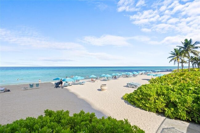 Building Photo - 2501 S Ocean Dr