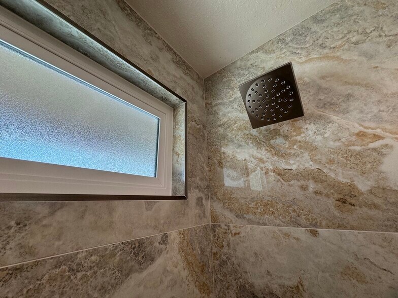 Building Photo - 28835 Conejo View Dr