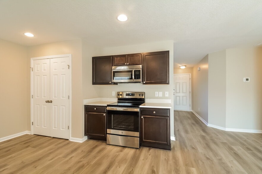 Building Photo - 138 Johnston Farms Dr