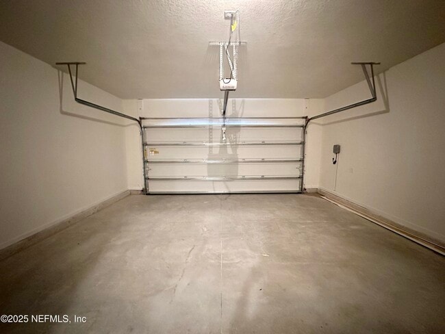 Building Photo - 216 Rambling Brk Trl