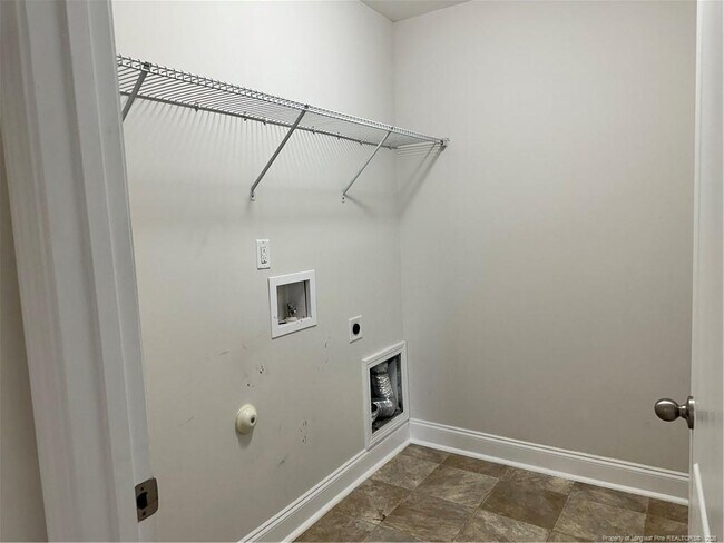 Building Photo - 137 Ledford Ave