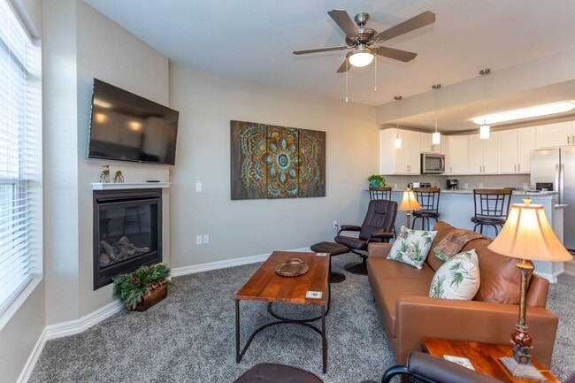 Building Photo - Stylish 3-Bedroom Townhome with Fireplace, Modern Kitchen & Spacious Layout!
