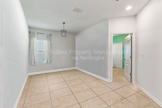 Building Photo - 61 MOORINGS COURT