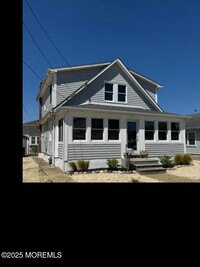 Building Photo - 107 Bond Ave