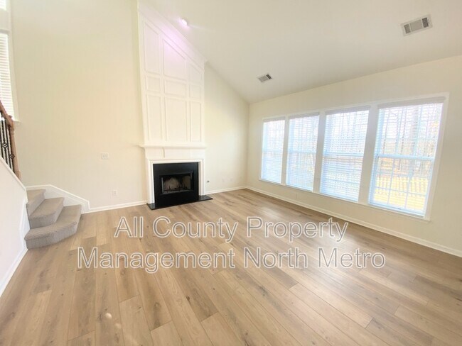 Building Photo - 4440 Azurite St