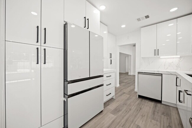 Building Photo - 1516 Jefferson St