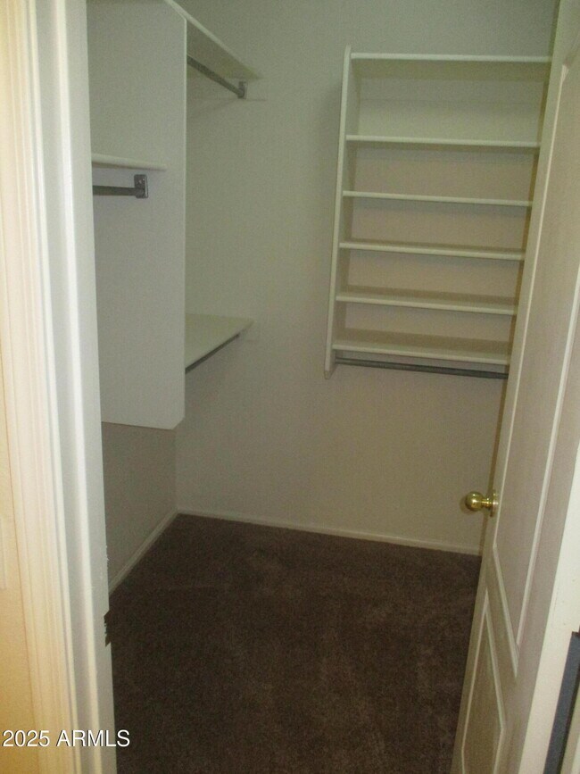 Building Photo - 11202 E Persimmon Ave
