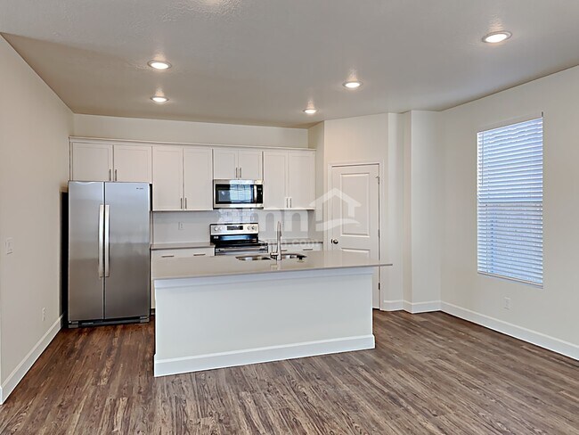 Building Photo - 6026 S Jordan Pkwy W