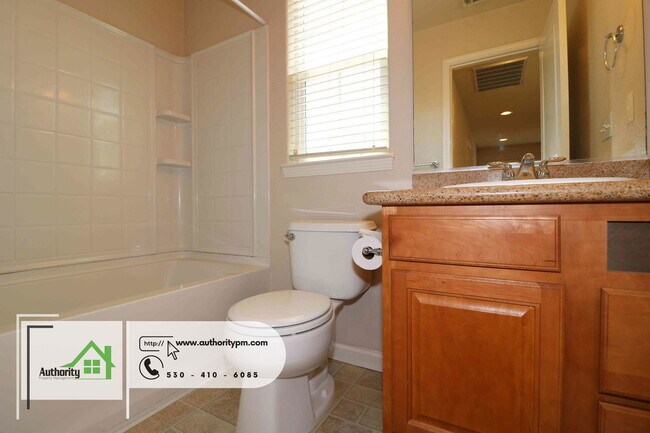 Building Photo - 2347 Shining Star Way