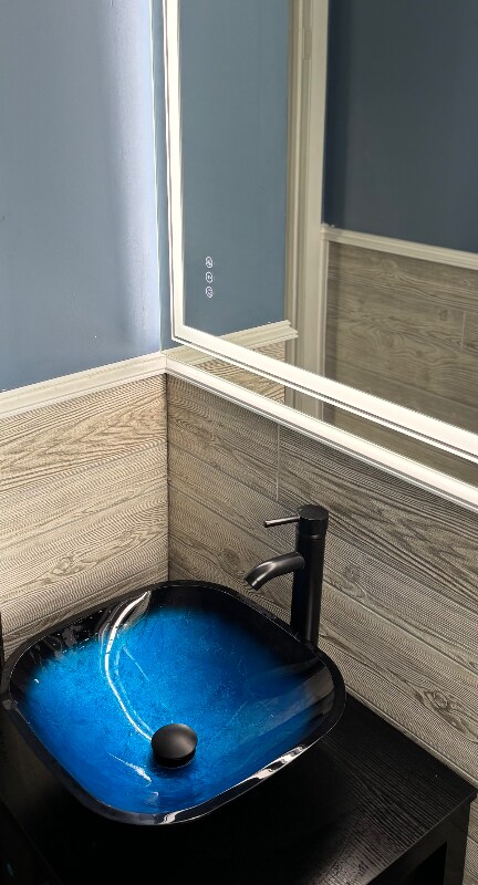 Building Photo - 10624 Mayfield Ave