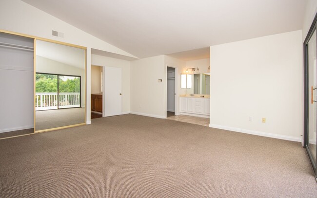 Building Photo - 2955 Brandon Cir