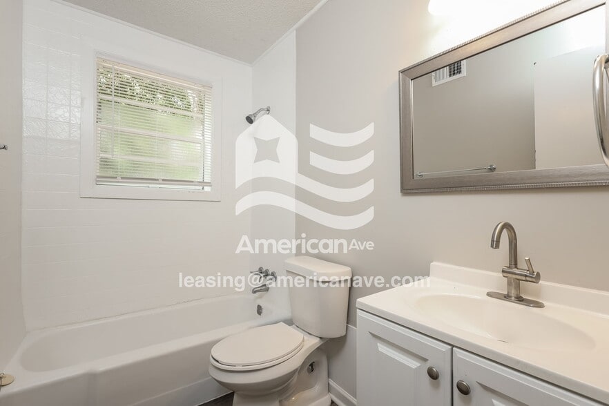 Building Photo - 2103 Pageland Dr