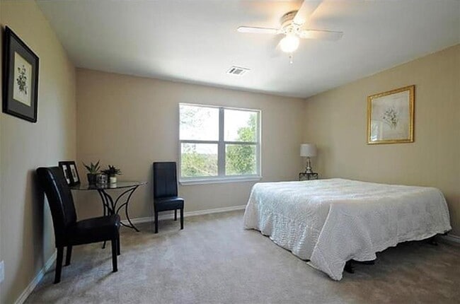 Building Photo - 6812 Syracuse Cove