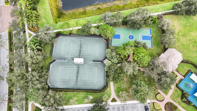 Building Photo - 8620 Breezy Hill Dr