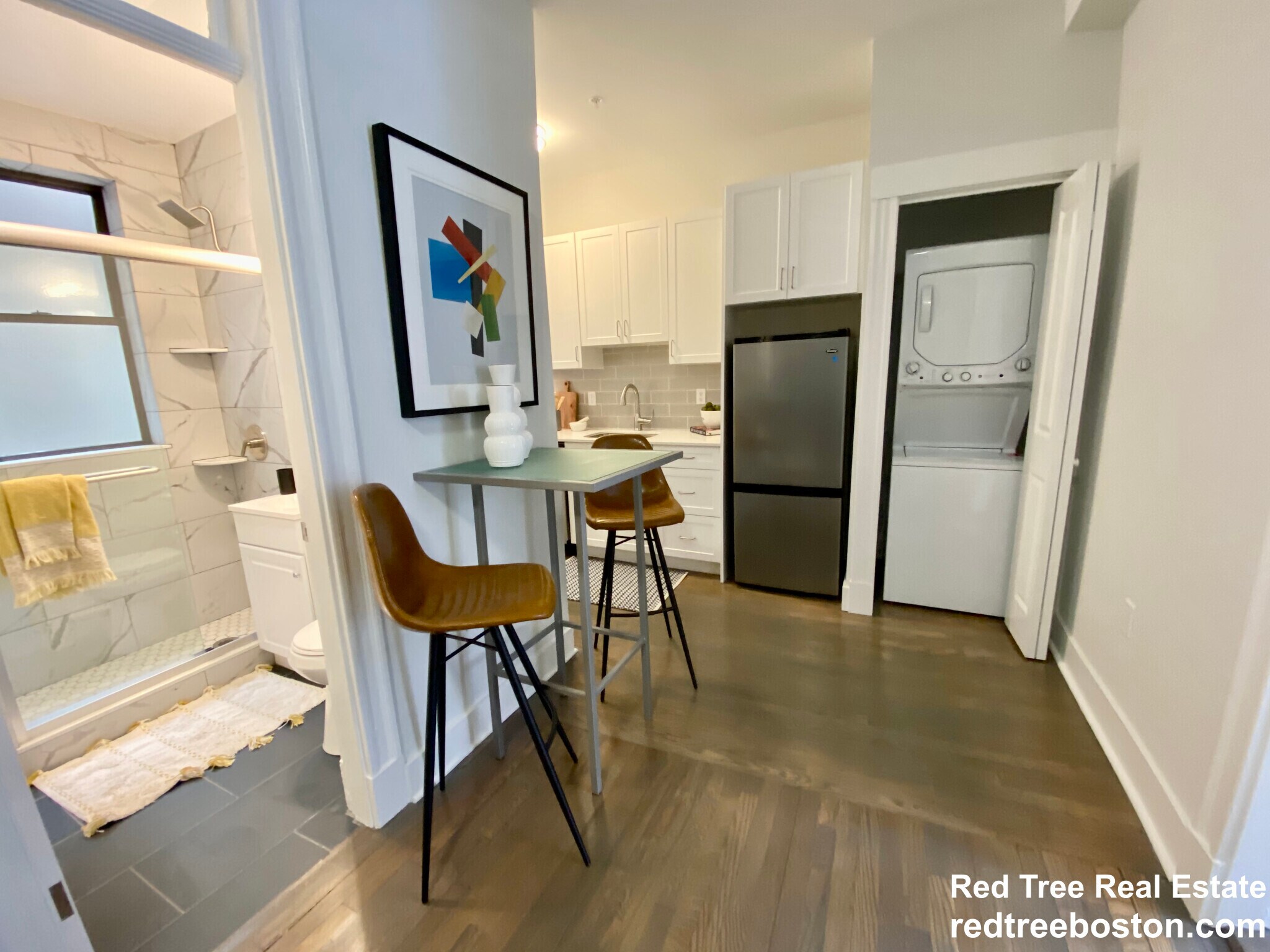 Building Photo - 77 Park Dr