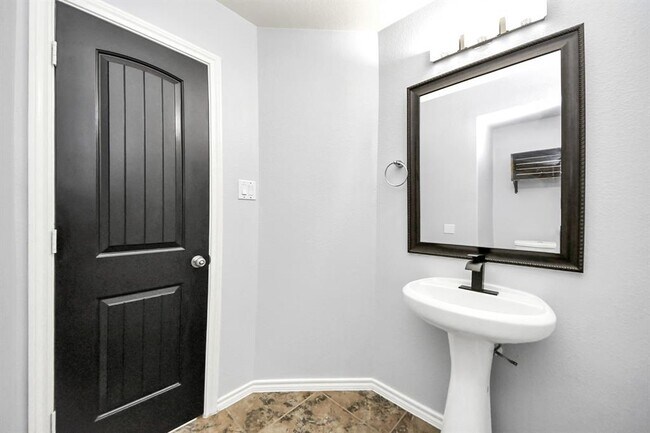 Building Photo - 13739 Corken Way Ct