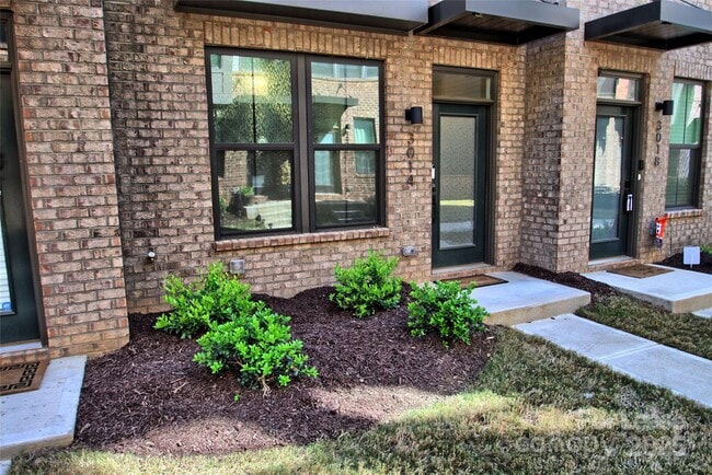 Building Photo - 3014 Terroir Ln