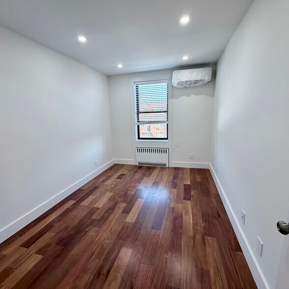 Building Photo - 2569 49th St