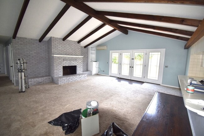 Building Photo - Spacious home on acreage and a Dairy Farm